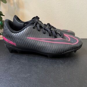 🌹 Nike JR Mercurial Vortex III FG Soccer Cleat 831952-006 Black Pink Size 4